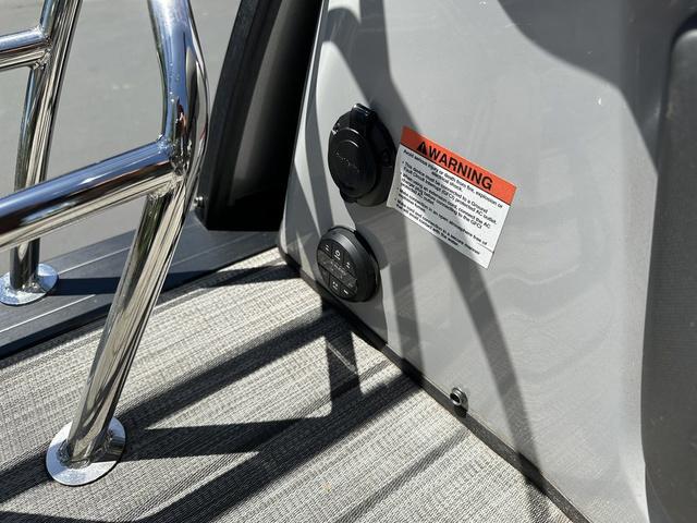 2025 Harris Solstice 230 SL - 20