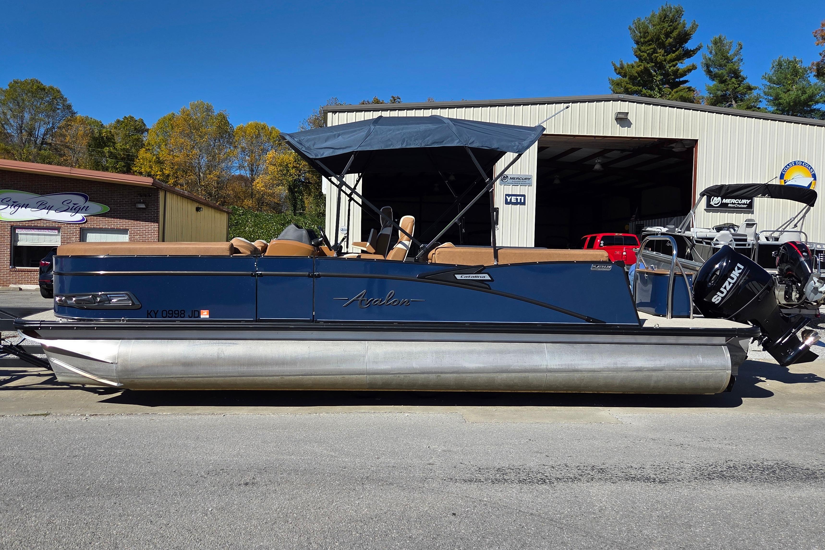 2023 Avalon Platinum 2385 Catalina Quad Lounger