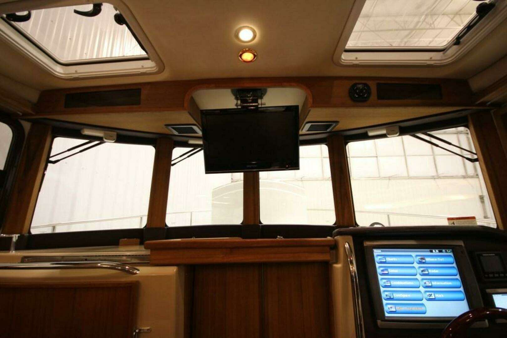 2026 Ranger Tugs R-31 Sedan Luxury Edition - Image 37