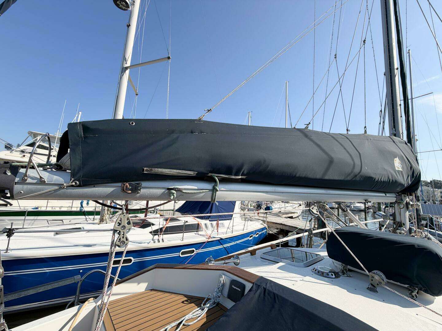 1986 Nauticat 40 Cutter Ketch Pilothouse - Image 22