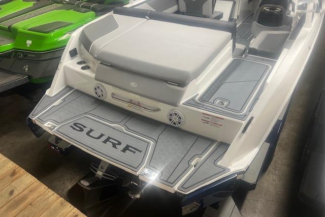 2025 Cobalt CS23 Surf boat with sleek design and spacious seating.