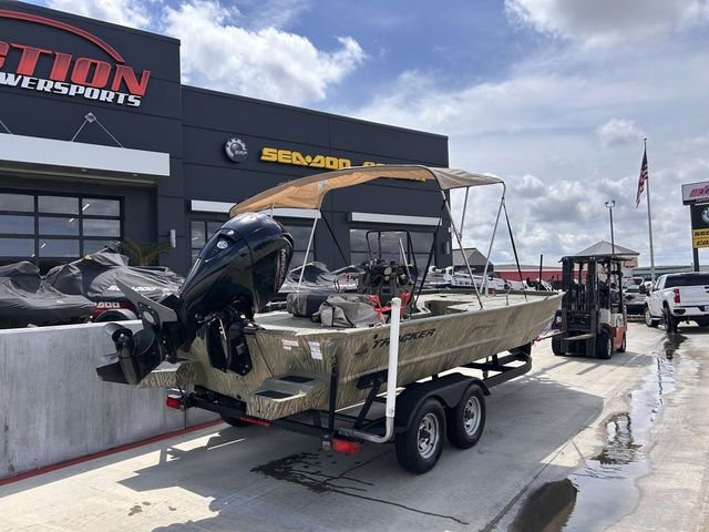 2021 Tracker Grizzly 2072 CC - 3