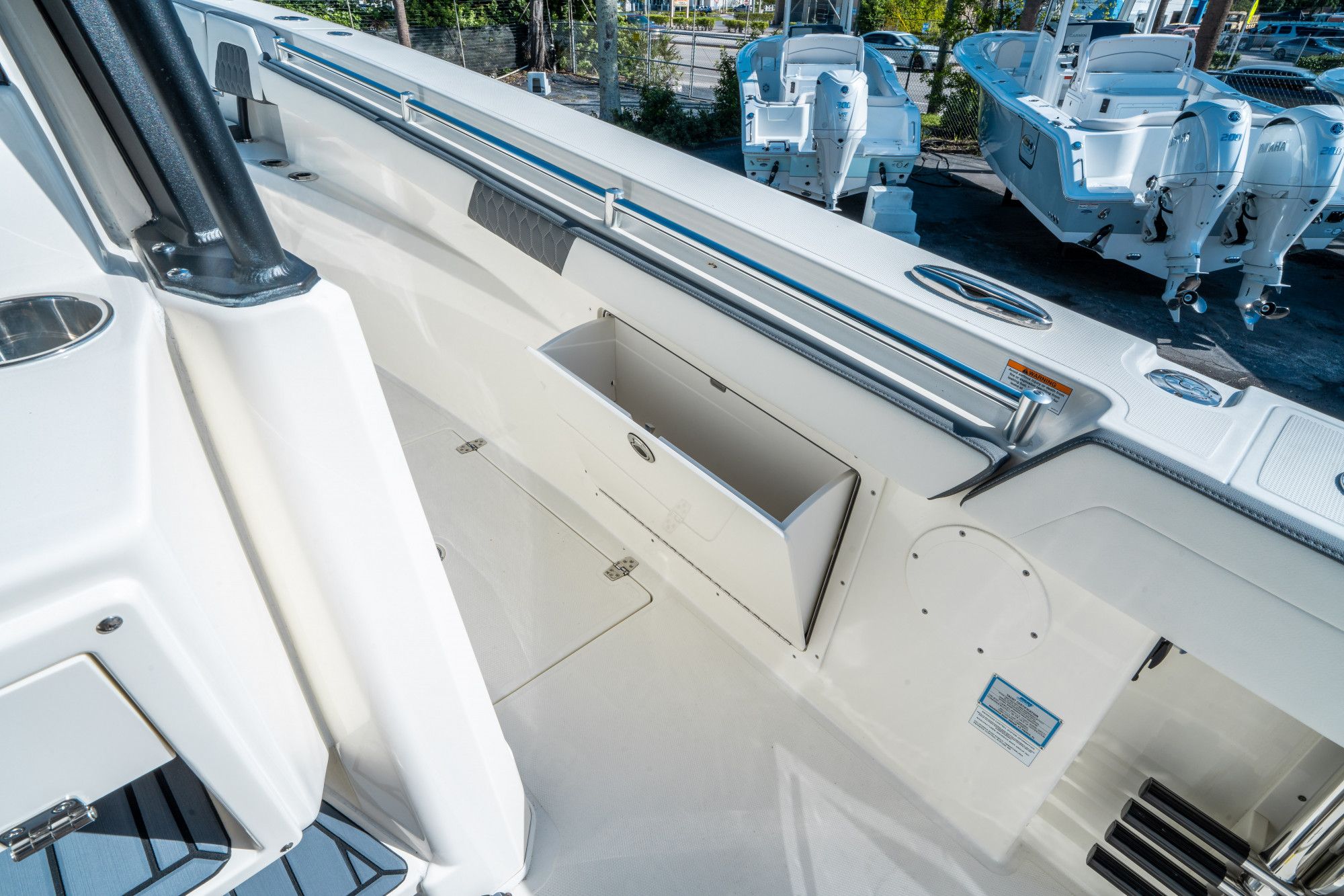 2026 Cobia 305 Center Console - 23
