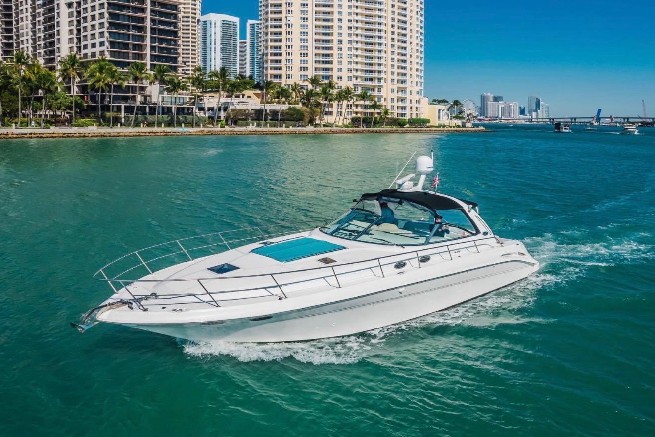 1999 Sea Ray 410 Express Cruiser