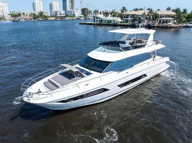 2018 Prestige 680 - Image 9