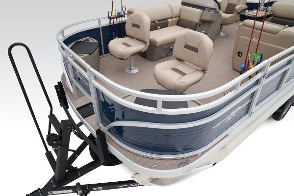 Manufacturer Provided Image: Sun Tracker Fishin' Barge 20 DLX