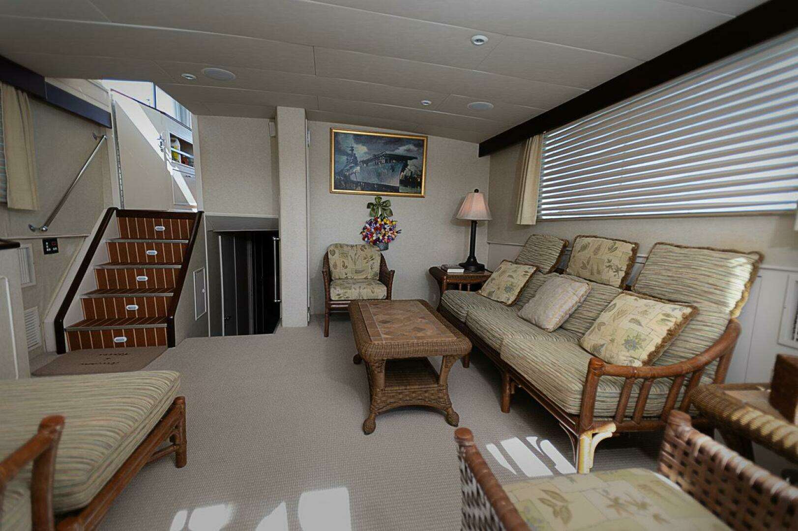 1969 Derecktor Hunt Motor Yacht - Image 11