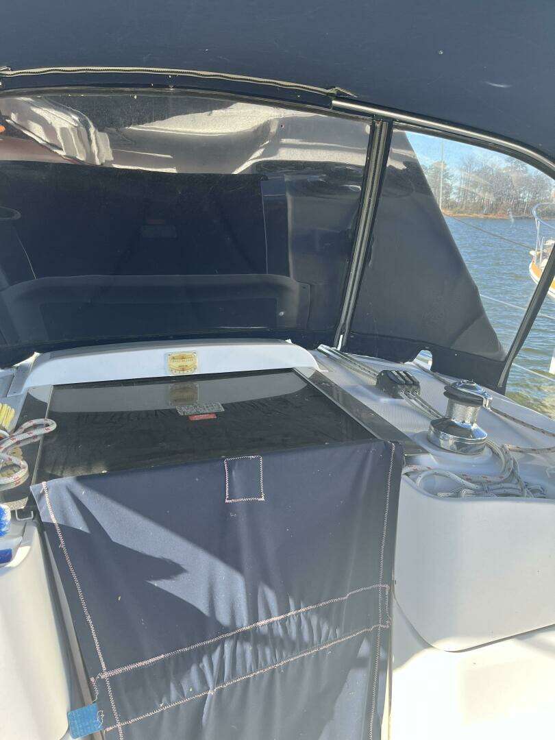 2003 Hunter 356 - Image 23
