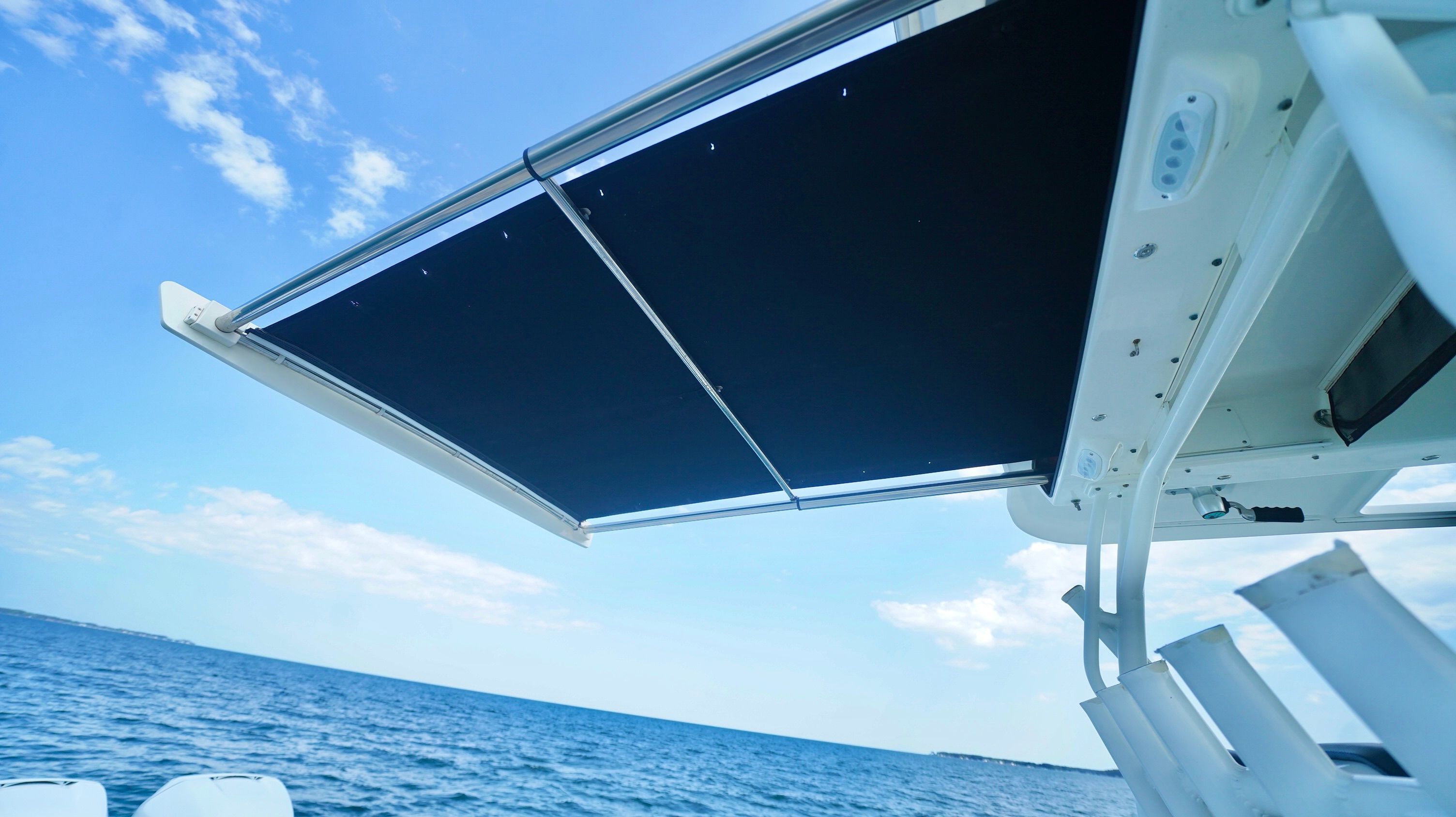 2013 Boston Whaler 350 Outrage - 69