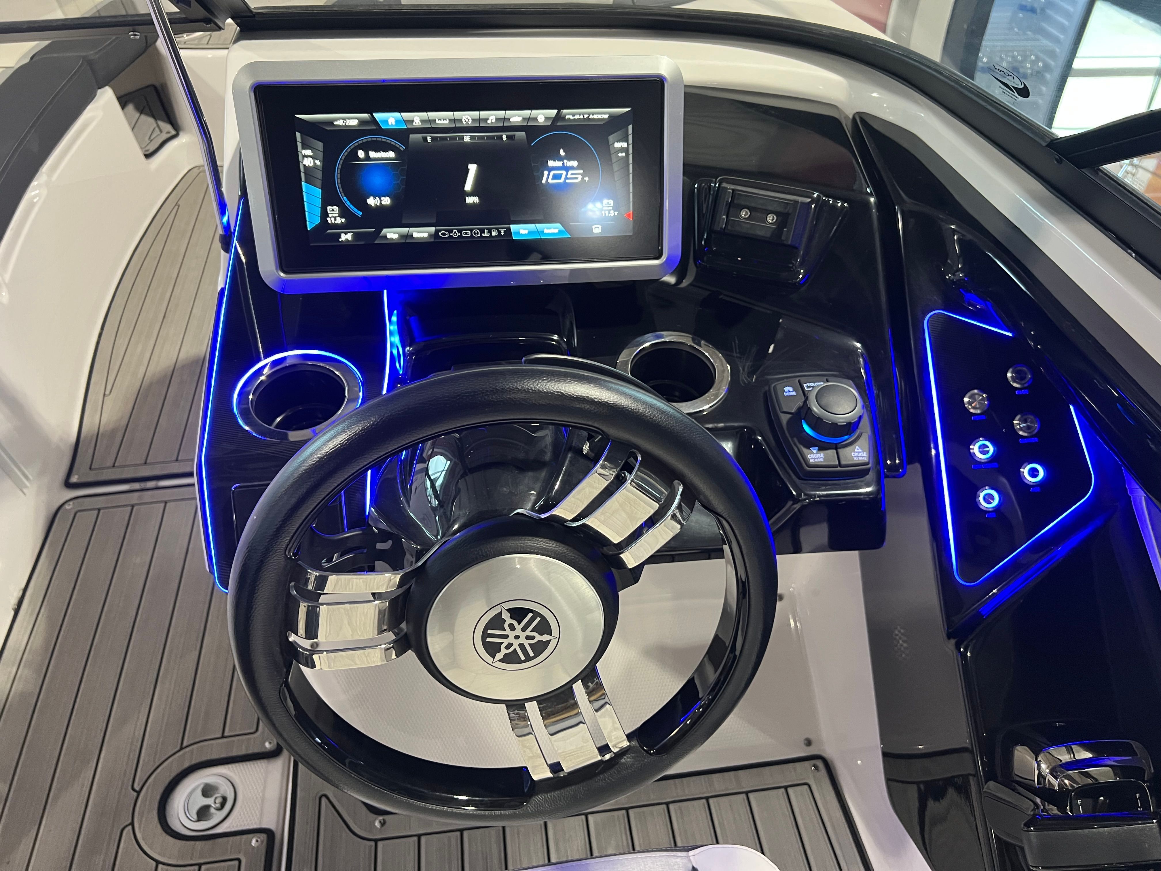 2023 YAMAHA 252 SD - Image 25