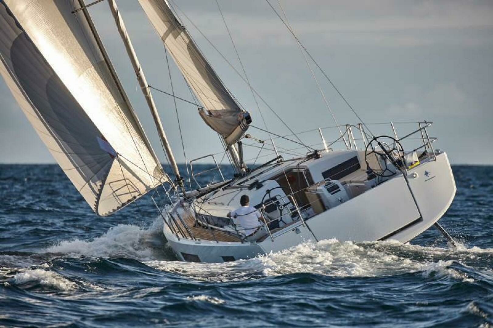 2026 Jeanneau Sun Odyssey 440 - Image 2