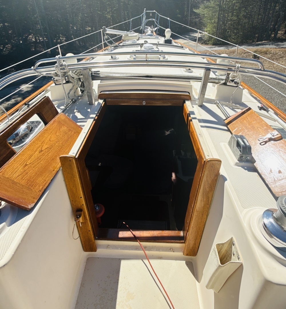 1995 Island Packet 37 - Image 28