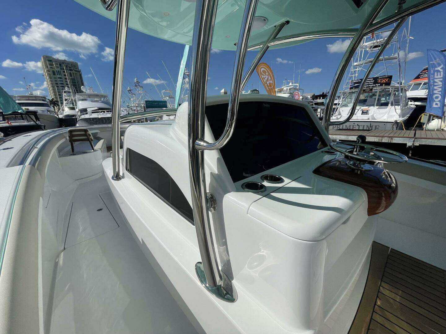 2026 Mag Bay 43 Center Console - Image 68