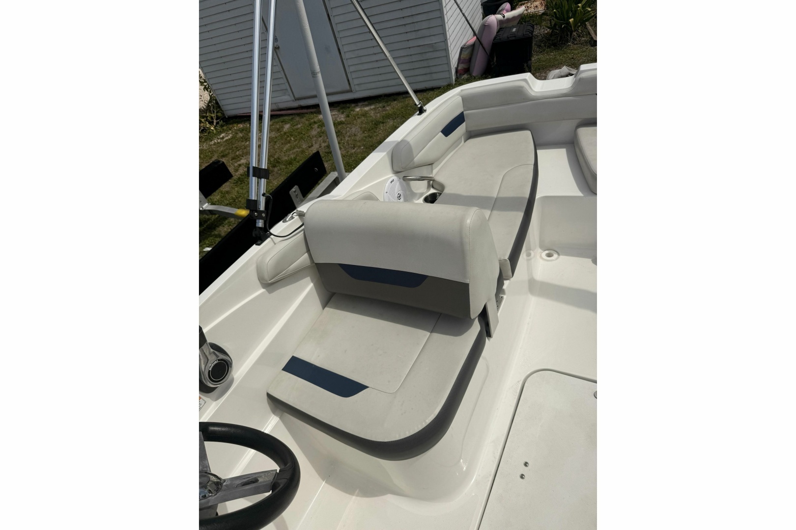 2020 Hurricane SunDeck Sport 185 OB - Image 20