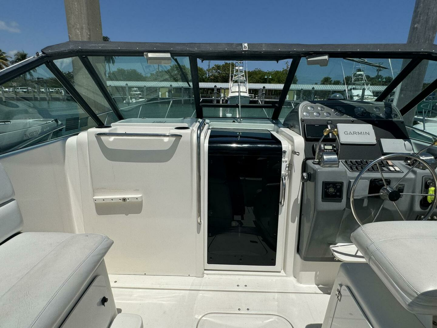 2000 Tiara Yachts 3100 Open - Image 38
