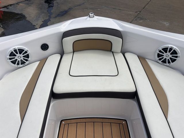 2022 Yamaha Boats 195S - 15
