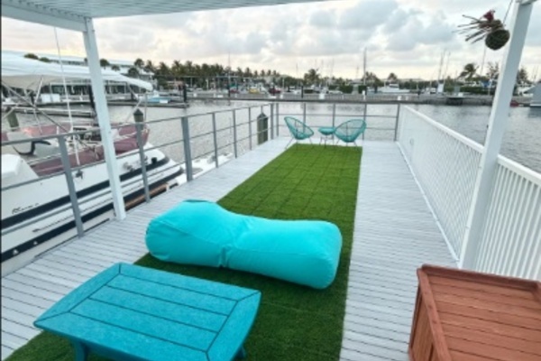 2023 Houseboat Modern Struktures MS400