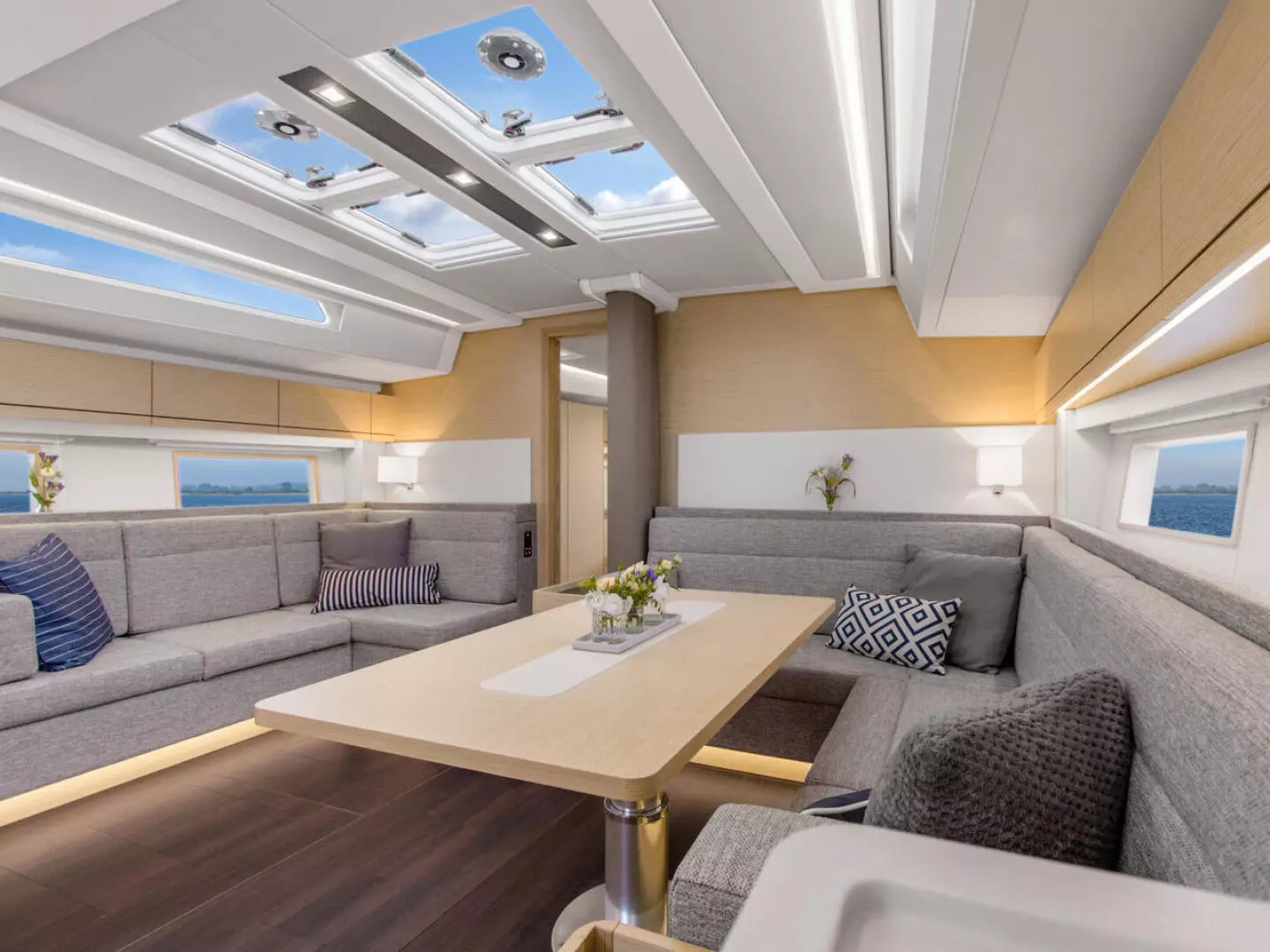 2025 Hanse 548 - Image 17