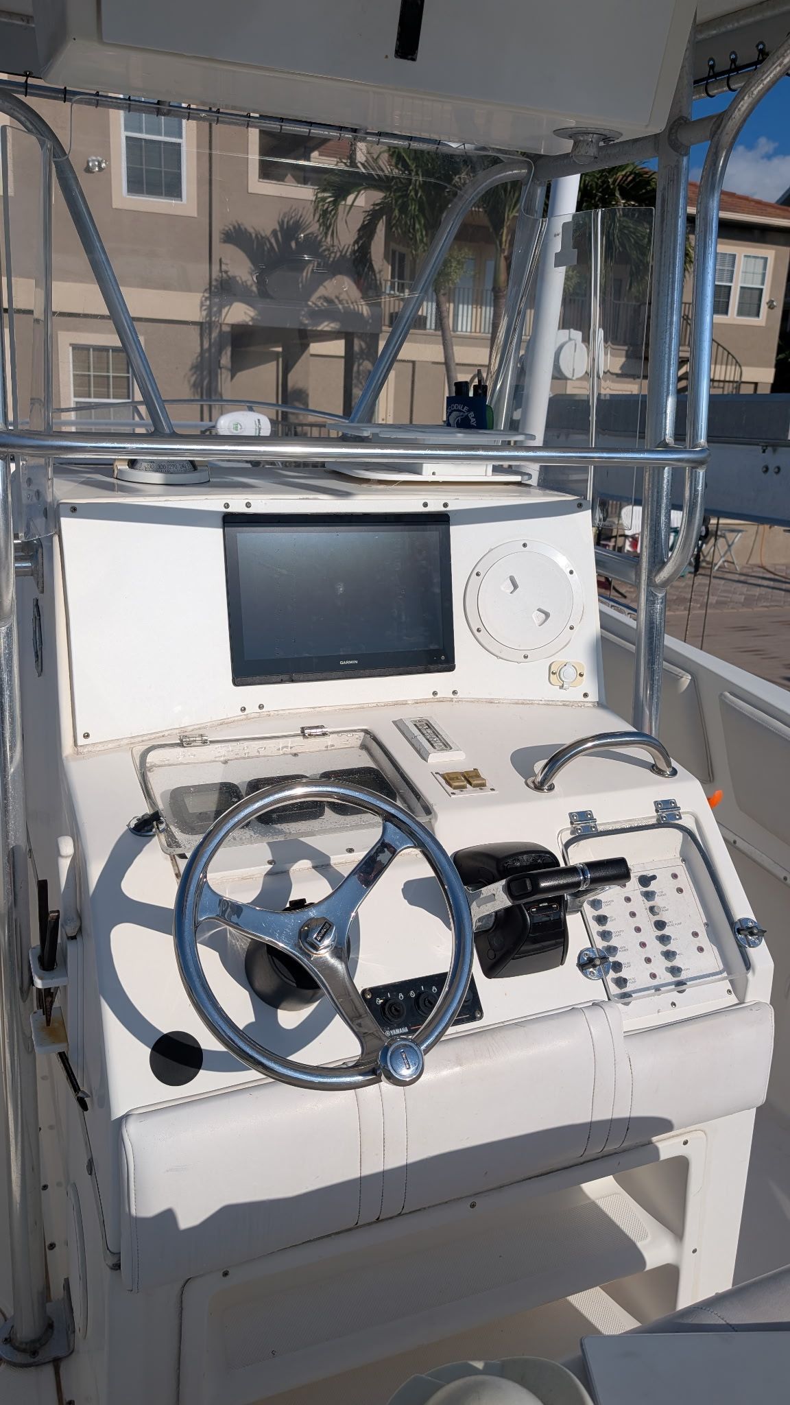 1997 Fountain Center Console helm with modern electronics.