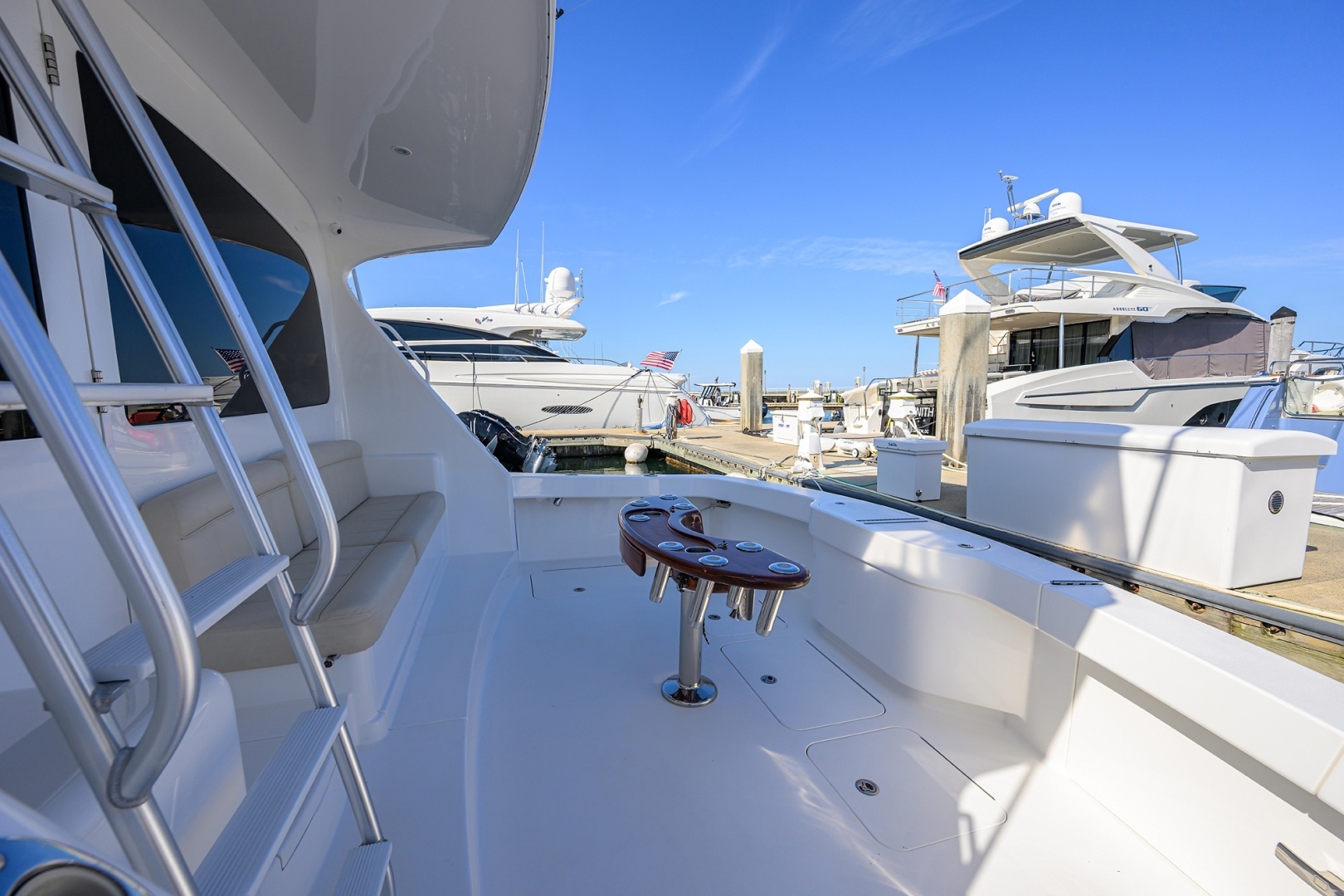 2015 Viking 42 Convertible - Image 30