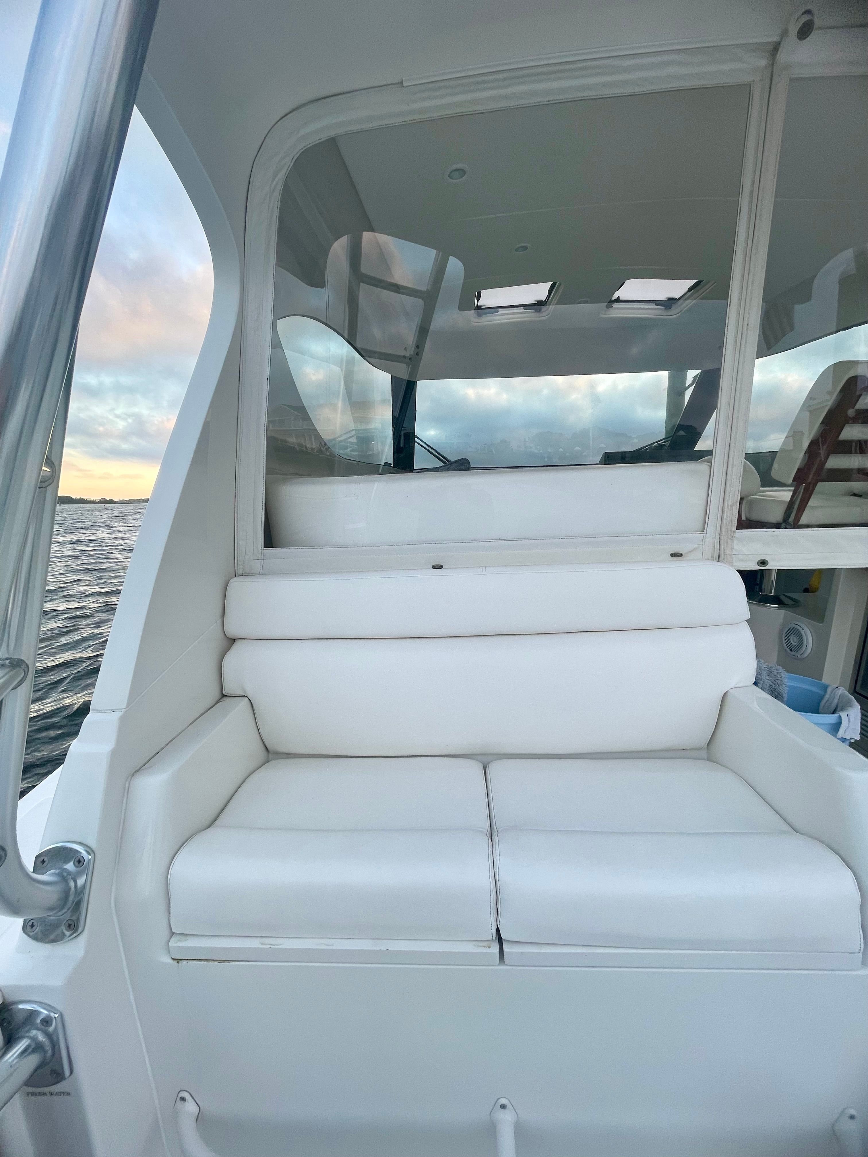 2015 Jupiter 41 SB - 9
