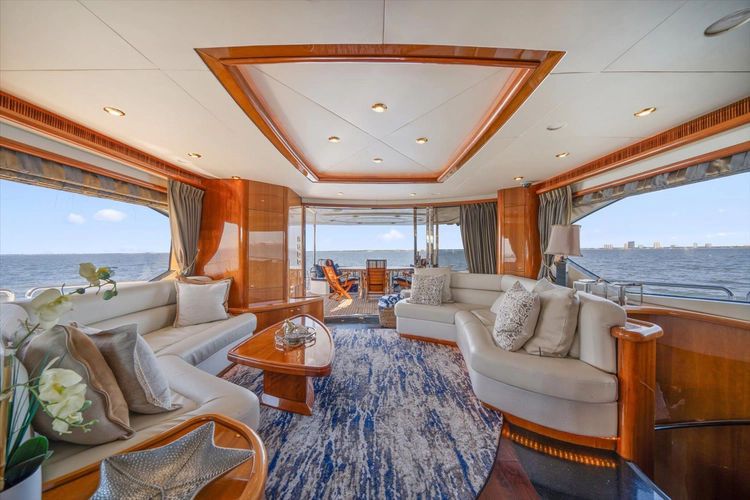2005 Sunseeker 82 Yacht - Image 12
