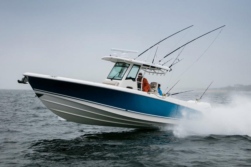 2021 Boston Whaler 330 Outrage