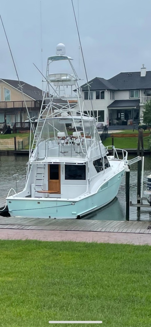 1990 Hatteras 45 Convertible - Image 27