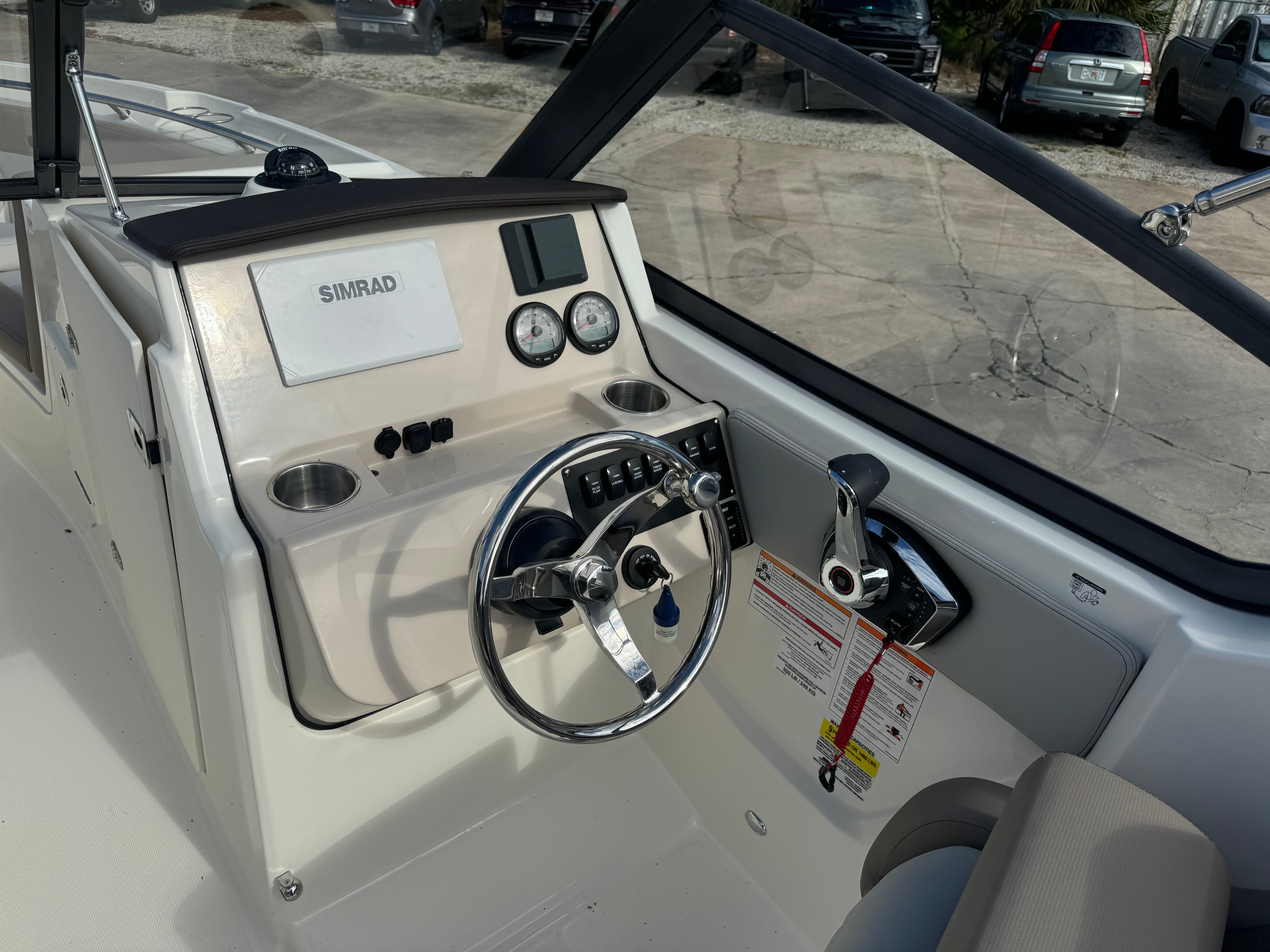 2026 Boston Whaler 210 Vantage - 22