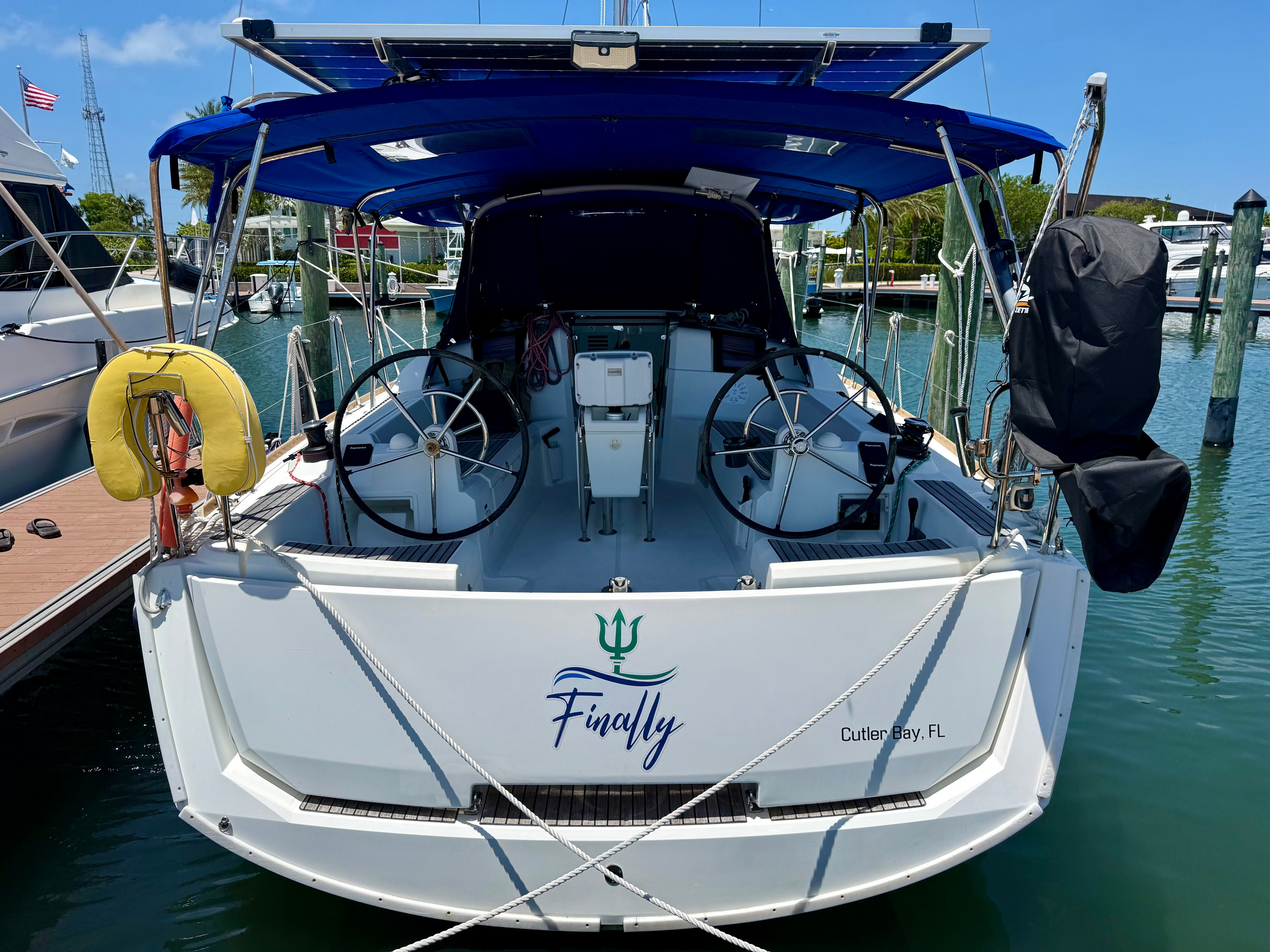 2018 Jeanneau Sun Odyssey 389 - 2