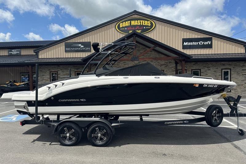 2023 Chaparral 23 Surf