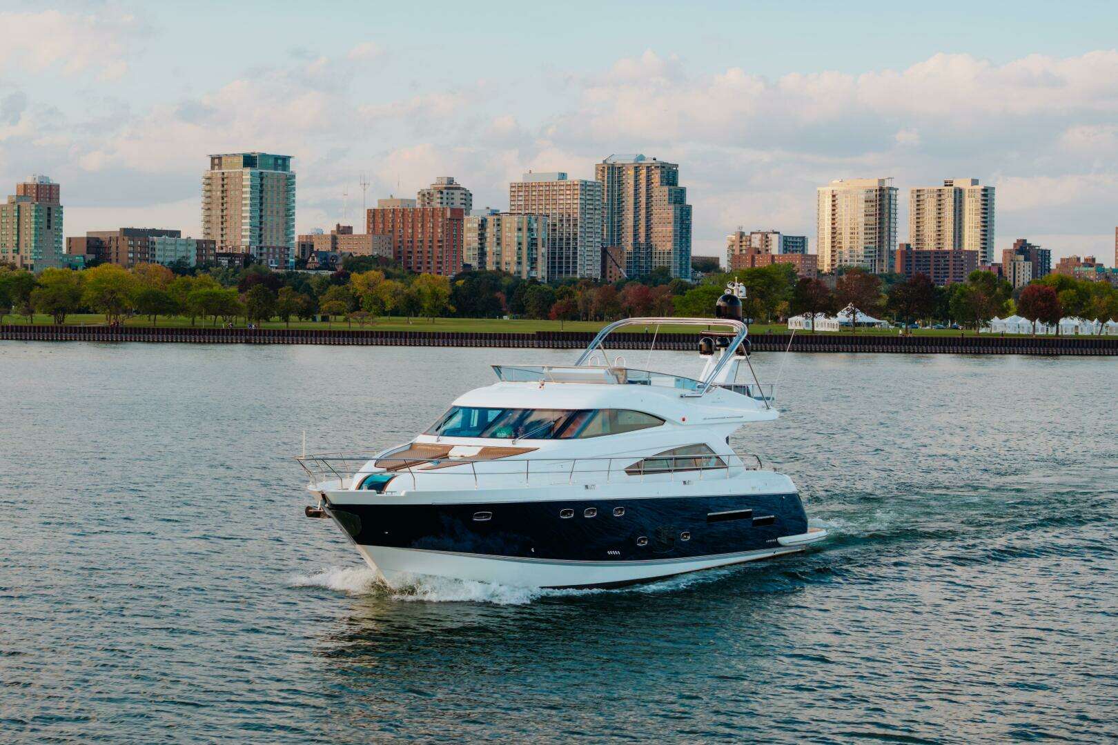 2011 Fairline 65 Squadron - Image 5