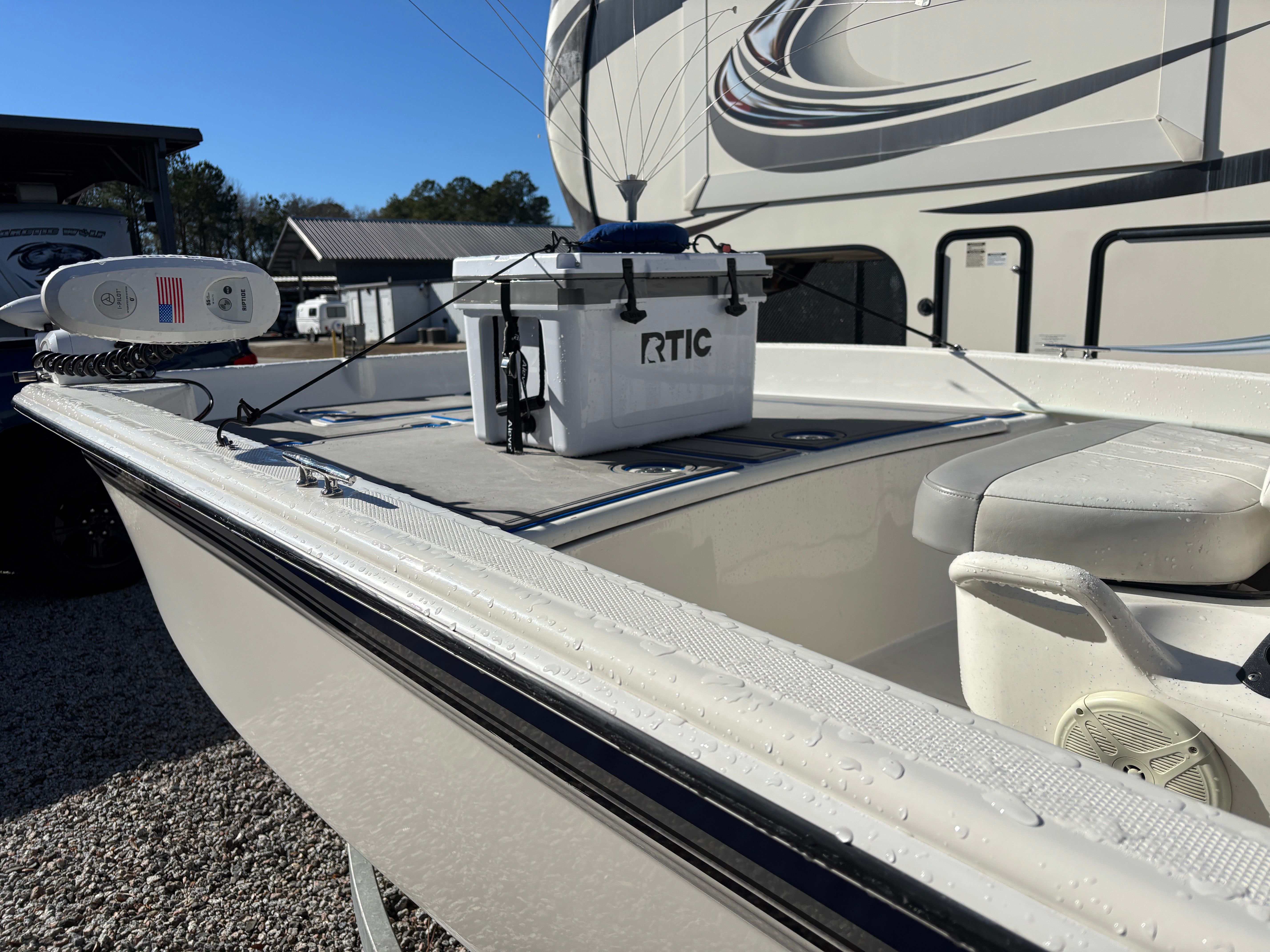 2020 Mako Pro Skiff 17 CC - 9