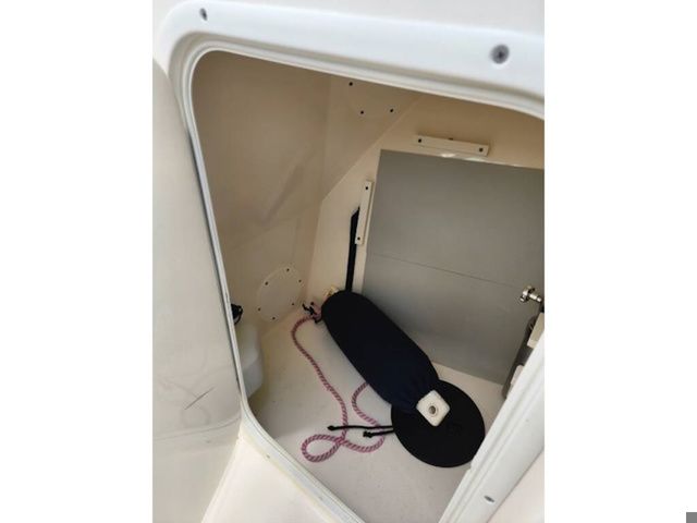 2022 Cobia 280 Dual Console - 25