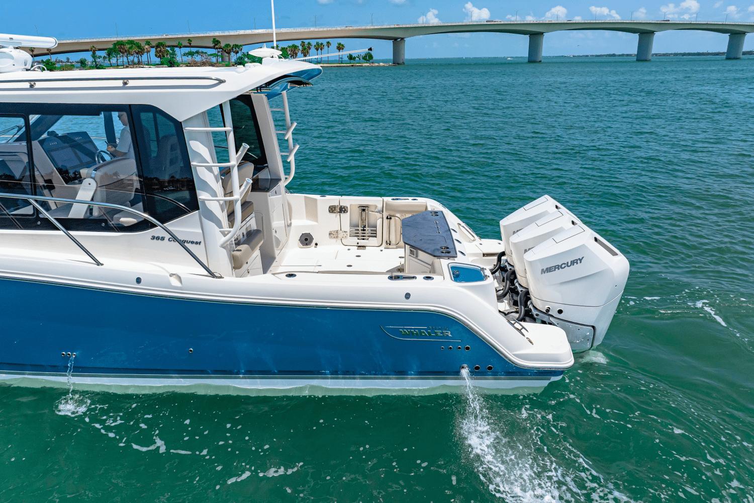 2025 Boston Whaler 365 Conquest - 50