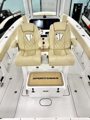 2026 Sportsman Heritage 261 Center Console - 8