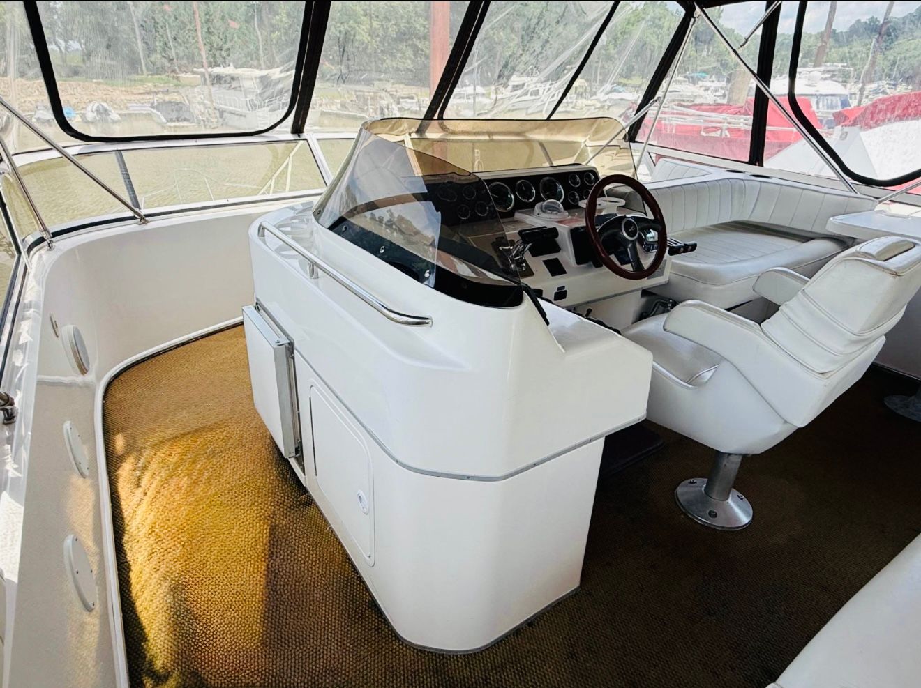 1997 Sea Ray Express Bridge 440 - 18