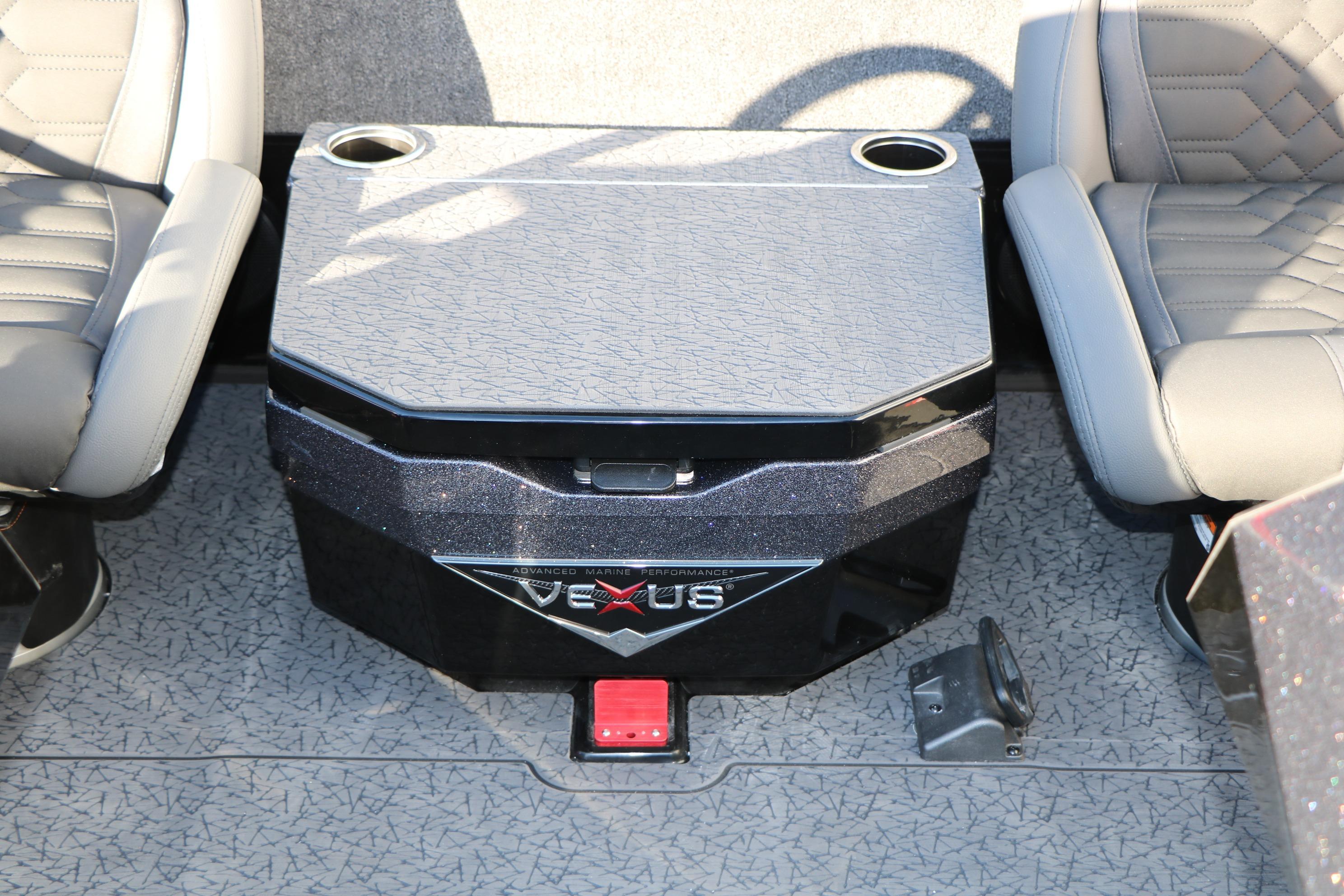 2026 Vexus VXs21 boat interior with dual seats and center console.