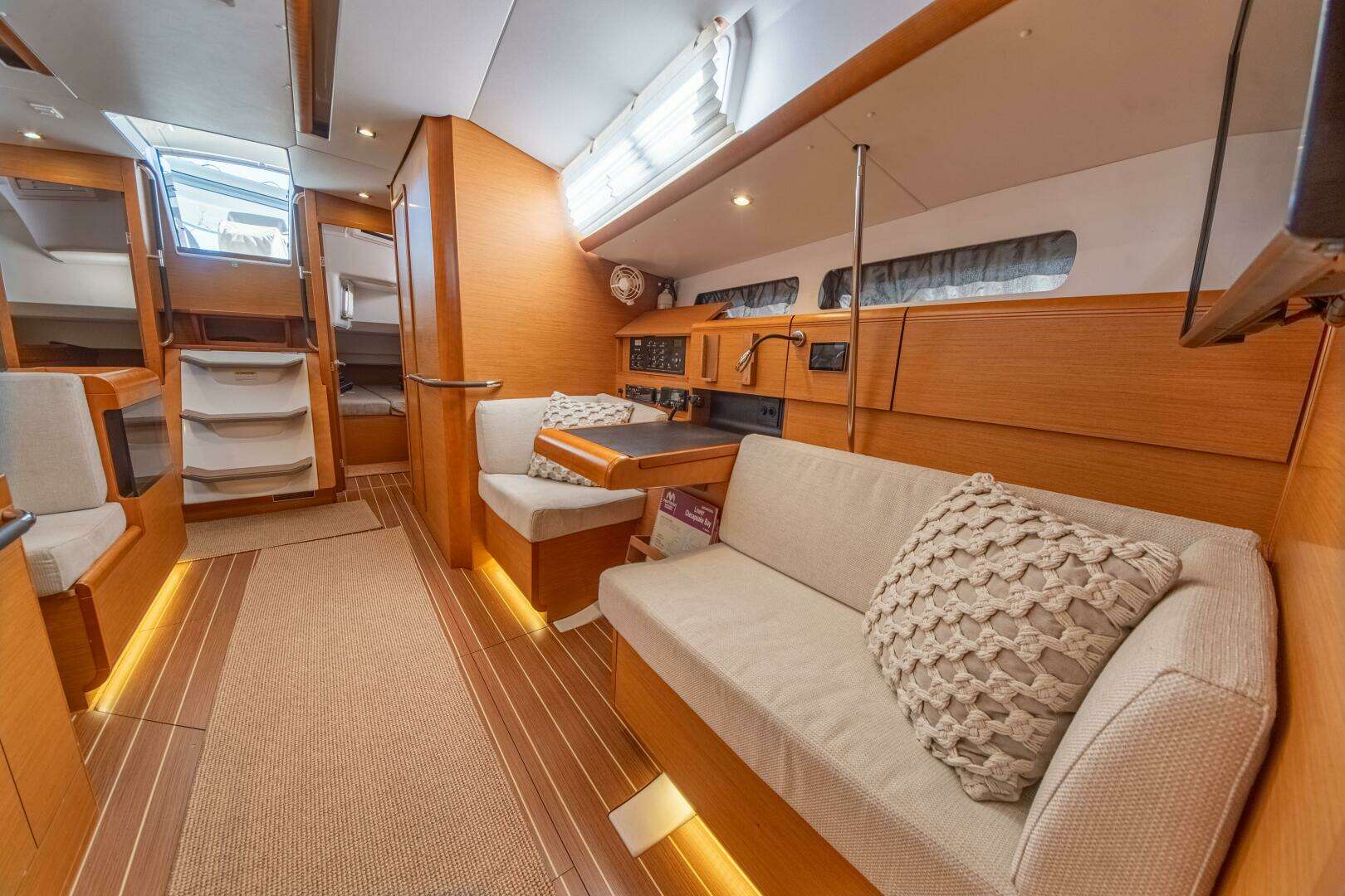 2016 Jeanneau 439 - Image 61