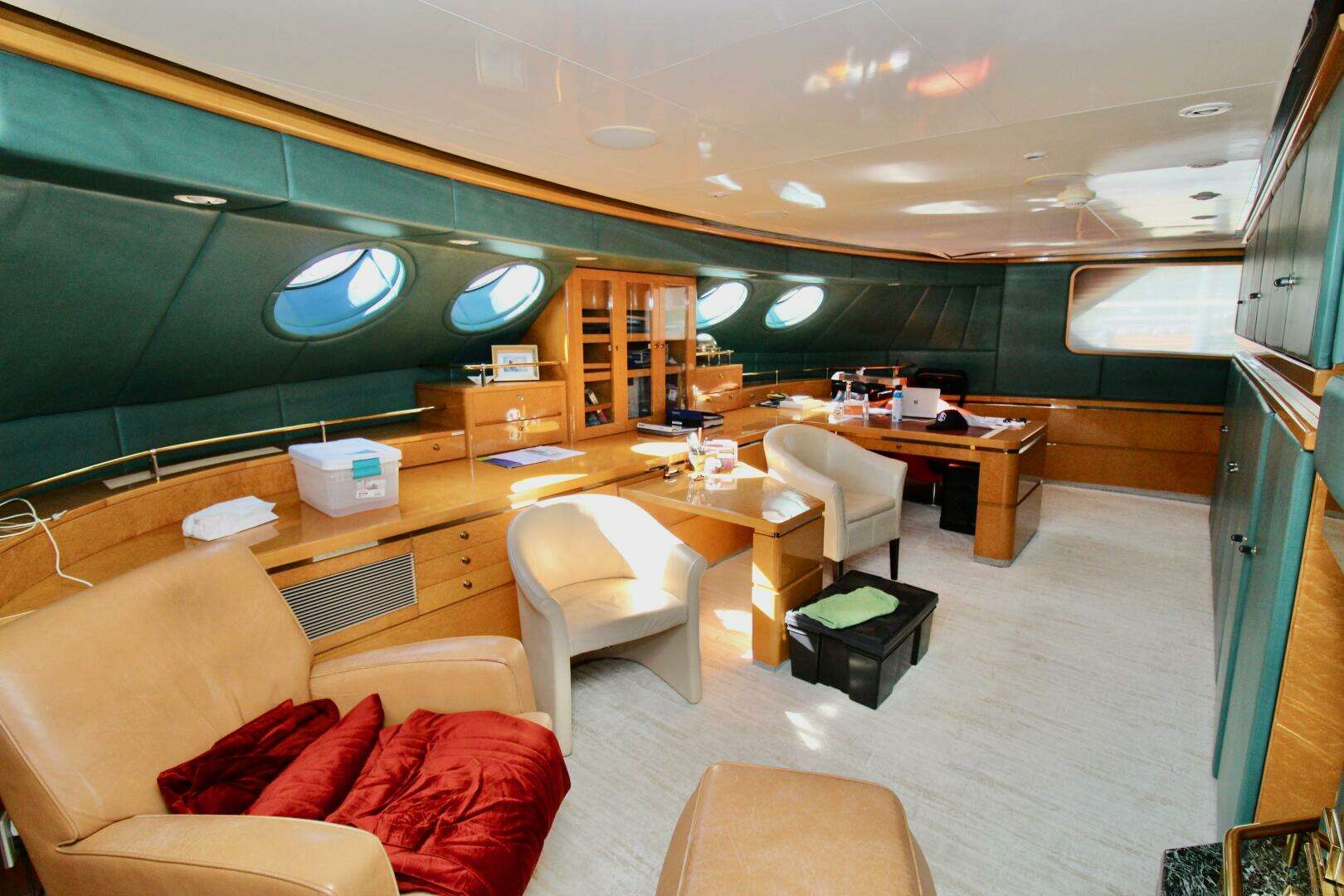 1988 Sterling Yachts — - Image 24