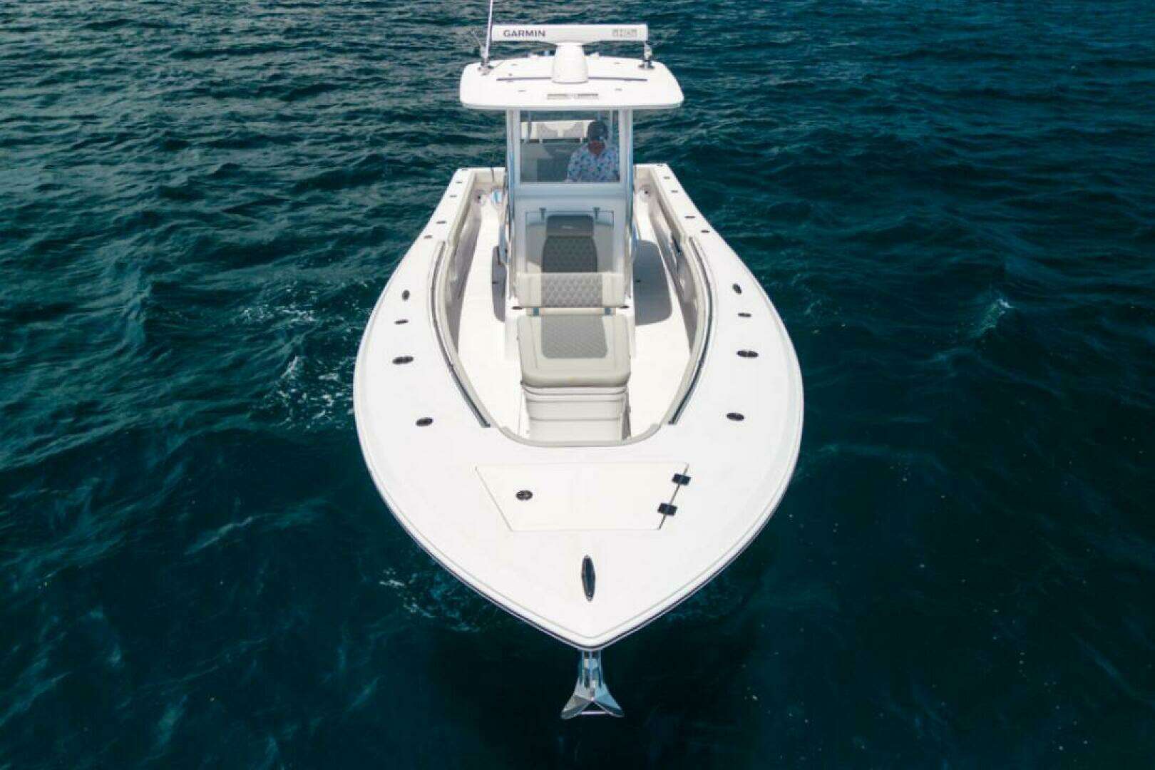 2026 Front Runner 33 Center Console - Image 4