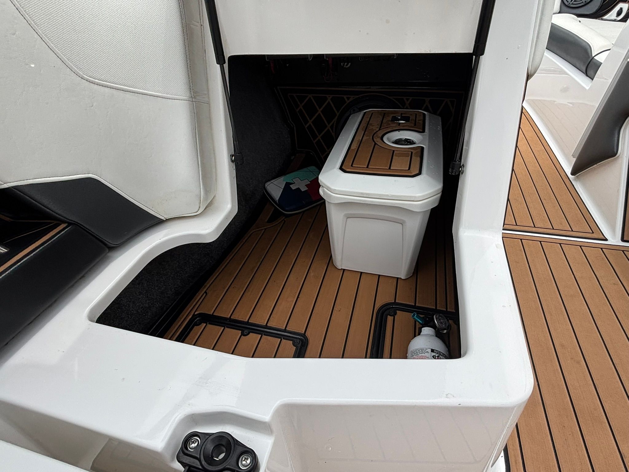 2020 Nautique GS24 - 7