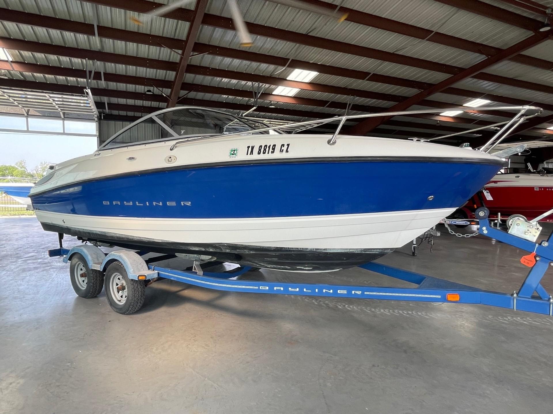 2007 Bayliner 212