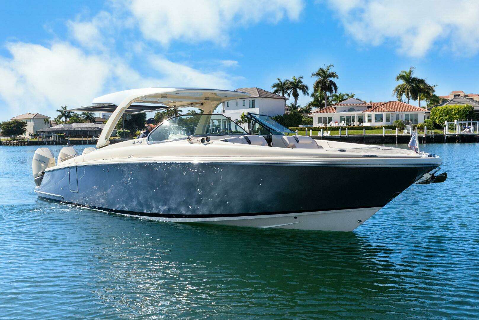 2021 Chris-Craft Launch 35 GT OB - Image 3