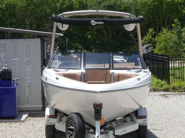 2023 Malibu Wakesetter 23 LSV - 3