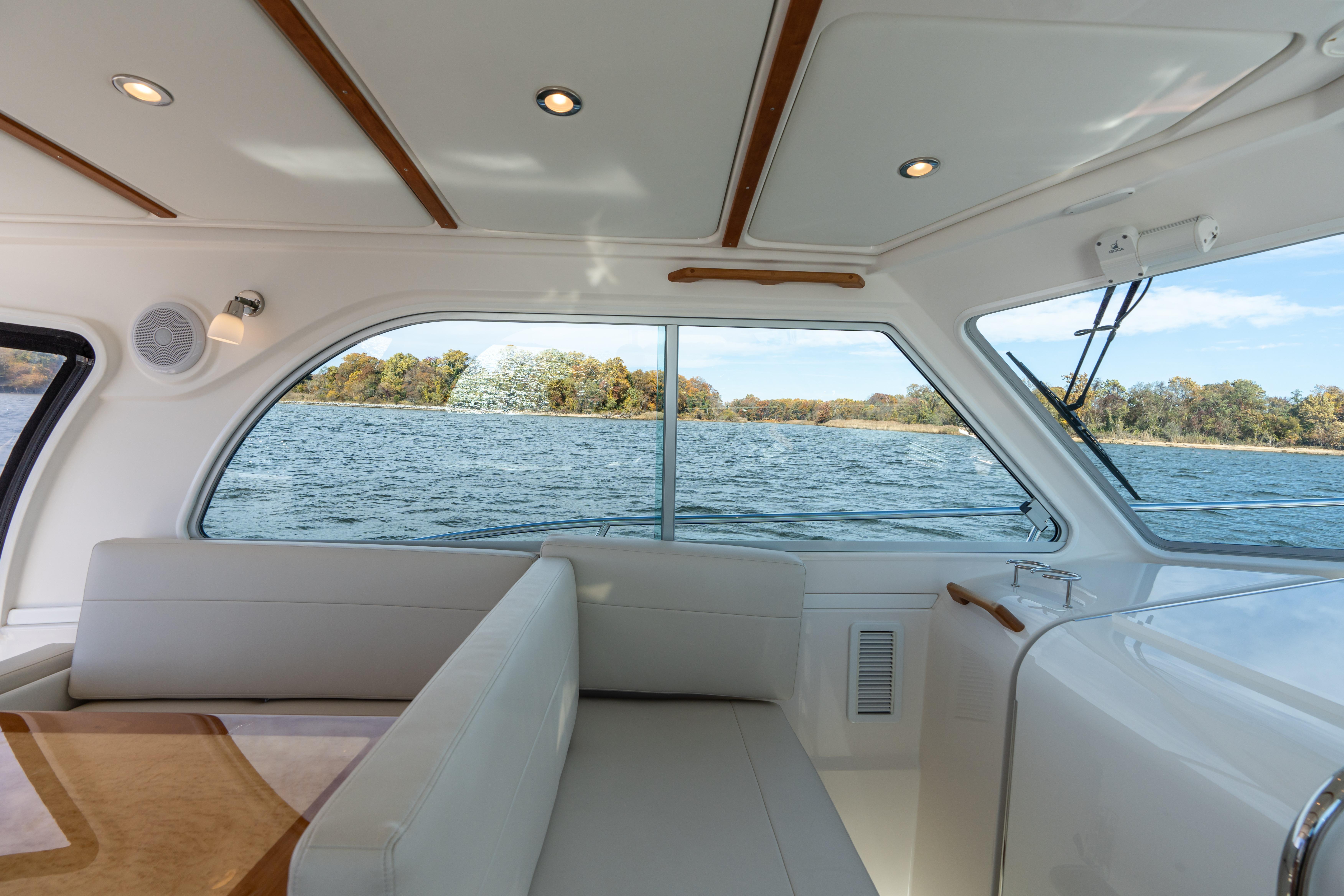 2023 Back Cove 34O - 10