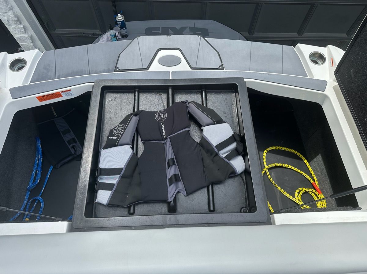 2024 Axis T220 - 8