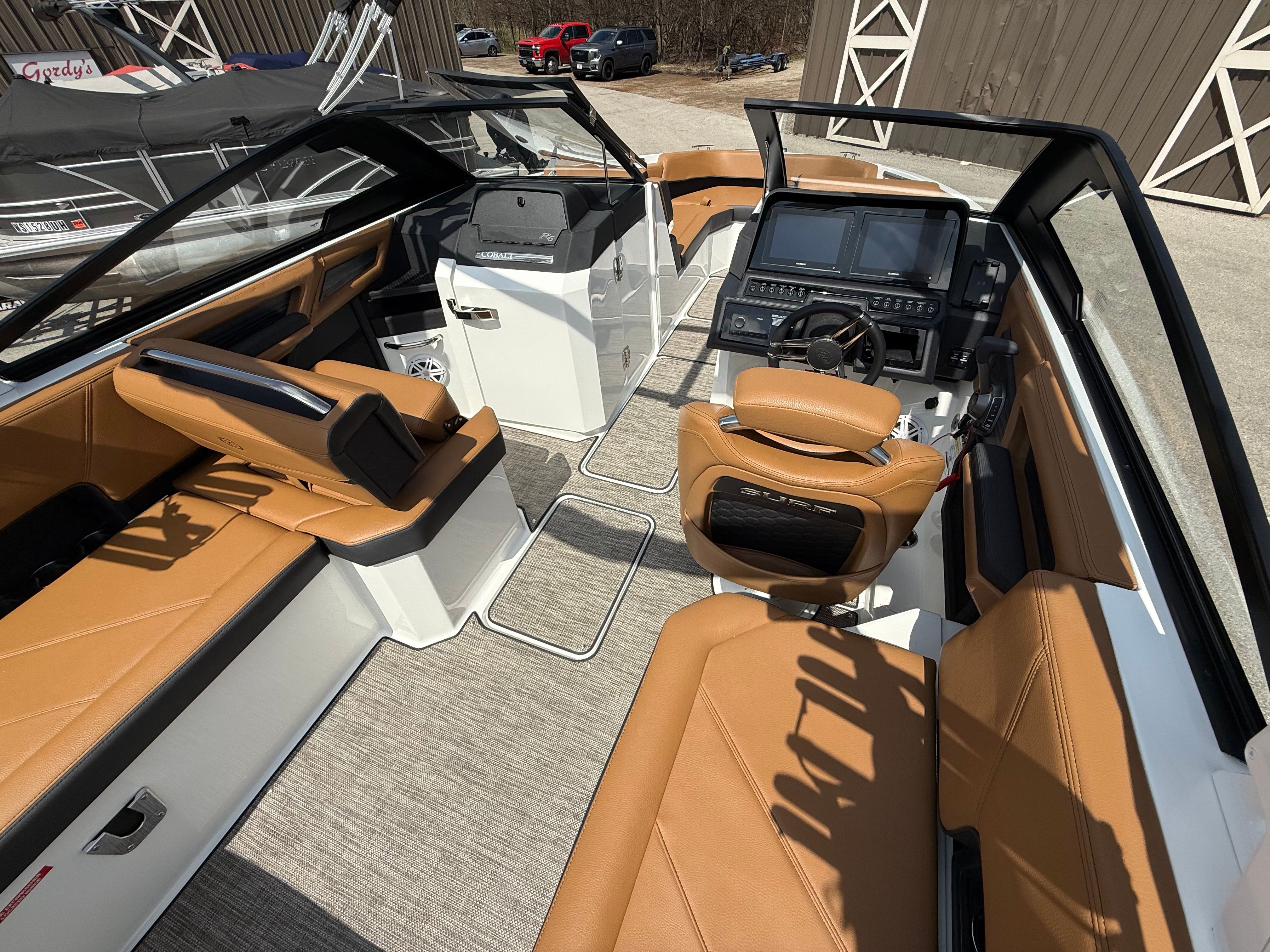 2026 Cobalt R6 Surf - 25
