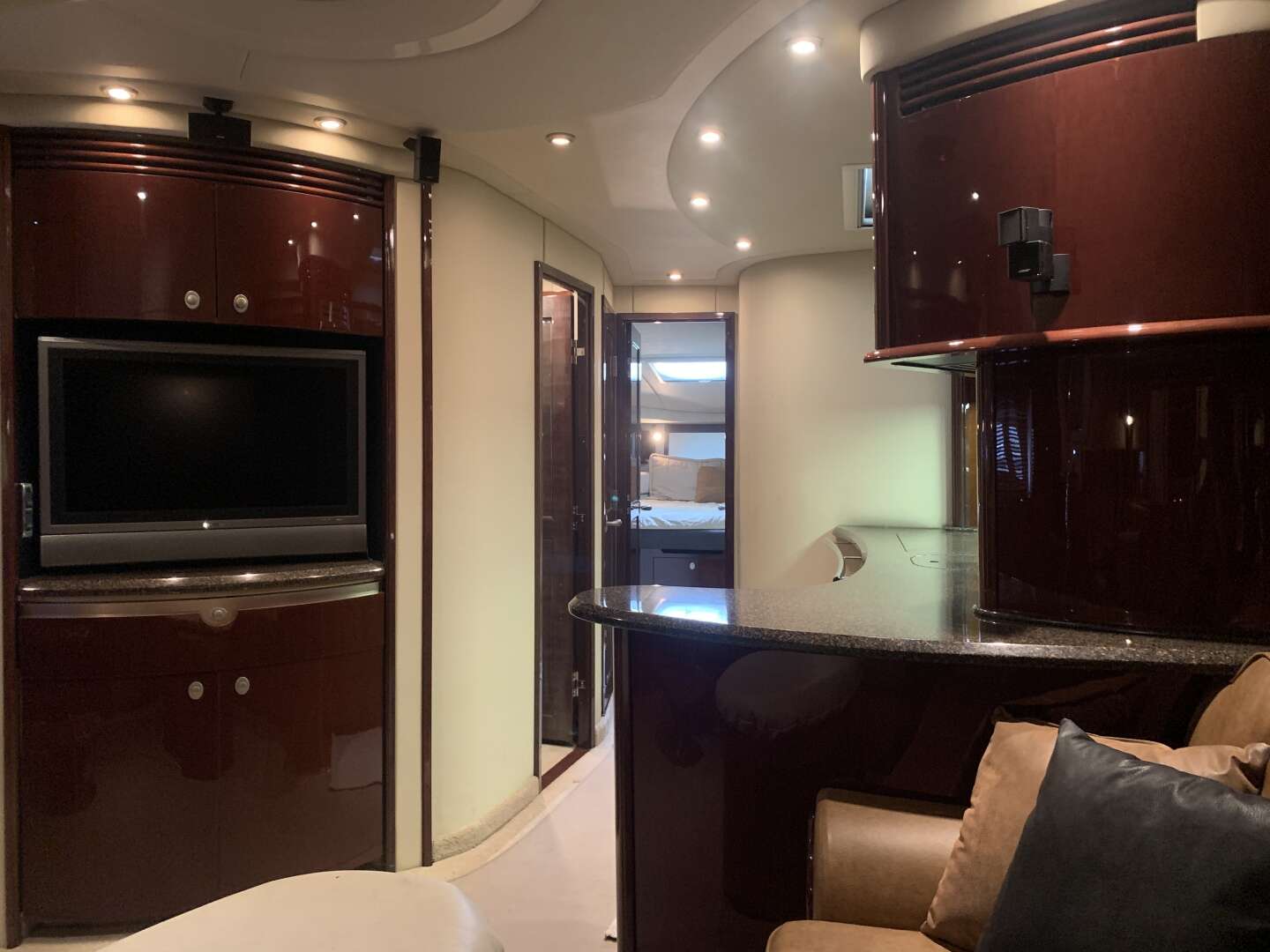 2007 Sea Ray 52 SUNDANCER - Image 53