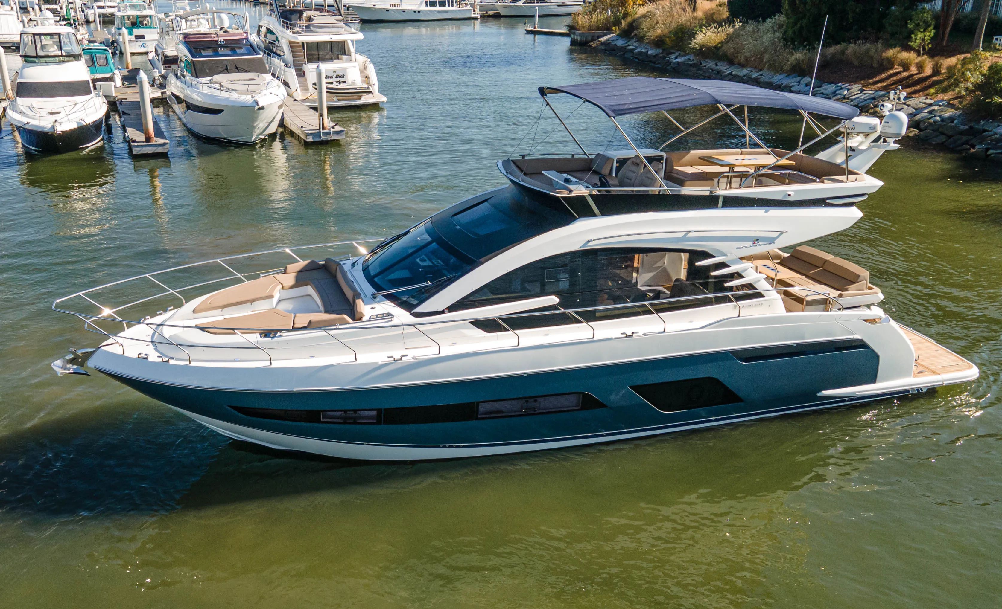 2019 Fairline Squadron 53 - Image 9